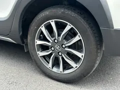 2022 Toyota Yaris L Zhixuan X 1.5L CVT PLUS, белый — фото 16