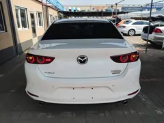 2021 Mazda 3 2.0L AT, белый — фото 6