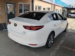 2021 Mazda 3 2.0L AT, белый — фото 7