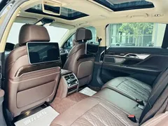 2021 BMW 7 Series 7 740Li, чёрный — фото 10