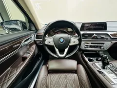 2021 BMW 7 Series 7 740Li, чёрный — фото 13