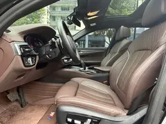 2022 BMW 5 Series 530Li M, чёрный — фото 6