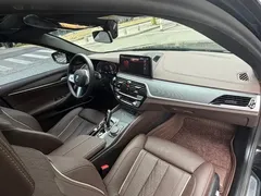 2022 BMW 5 Series 530Li M, чёрный — фото 8