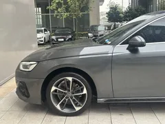 2022 Audi A4L 40 TFSI — фото 4