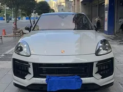 2022 Porsche Cayenne Coupe 3.0T Platinum — фото 2