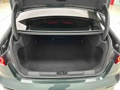 2023 Audi A3L Limousine 35 TFSI, зелёный — фото 21