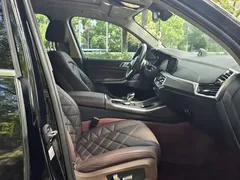 2022 BMW X5 30Li M, чёрный — фото 7