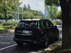 2022 BMW X5 30Li M, чёрный — фото 12