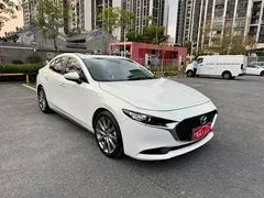 2023 Mazda 3 2.0L AT, белый — фото 2