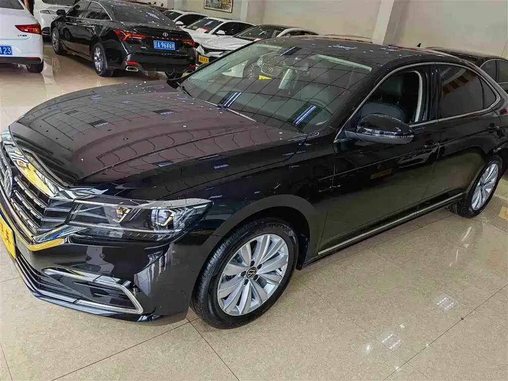 2021 Volkswagen Passat 330TSI Luxury