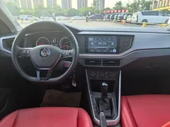 2021 Volkswagen Polo Plus 1.5L AT, белый — фото 8