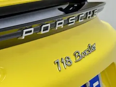2022 Porsche 718 Boxster 2.0T — фото 12