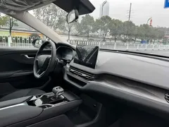 2023 Hongqi E-QM5, чёрный — фото 9