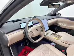 2024 Nio ET7 75kWh Executive Signature, чёрный — фото 15
