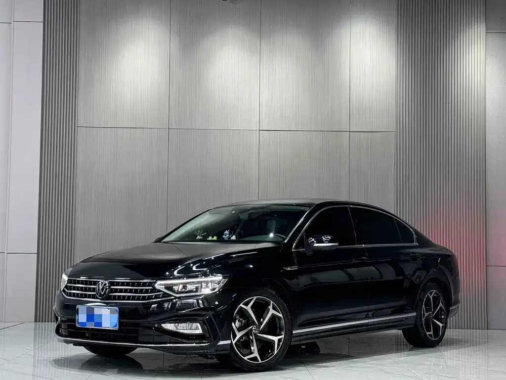 2023 Volkswagen Magotan 200 330TSI DSG
