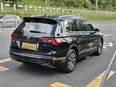 2021 Volkswagen Tiguan L 430PHEV Flagship, чёрный — фото 4