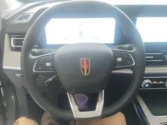 2025 Hongqi HS5 2.0T 4WD Pro — фото 11