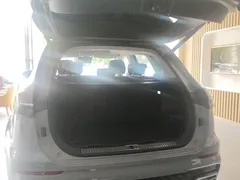 2025 Hongqi HS5 2.0T 4WD Pro — фото 19