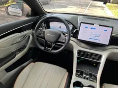 2024 BYD Song PLUS Honor Edition EV 520km Premium, белый — фото 11