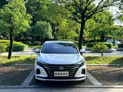 2022 Changan Eado PLUS 1.6L GDI MT, белый — фото 2