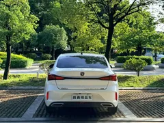 2022 Changan Eado PLUS 1.6L GDI MT, белый — фото 5