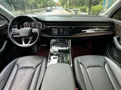2022 Audi Q7 55 TFSI quattro S line, чёрный — фото 10