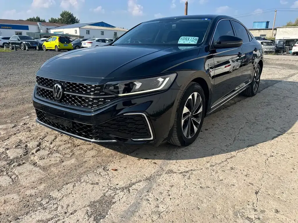 2023 Volkswagen Passat 280TSI Elite