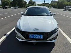 2022 Hyundai Elantra 1.5L CVT LUX Premium, белый — фото 2