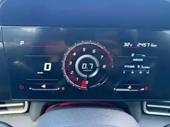 2022 Hyundai Elantra 1.5L CVT LUX Premium, белый — фото 18