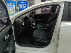 2020 Kia Cerato 1.5L CVT Sunroof, белый — фото 9
