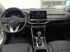 2020 Kia Cerato 1.5L CVT Sunroof, белый — фото 12