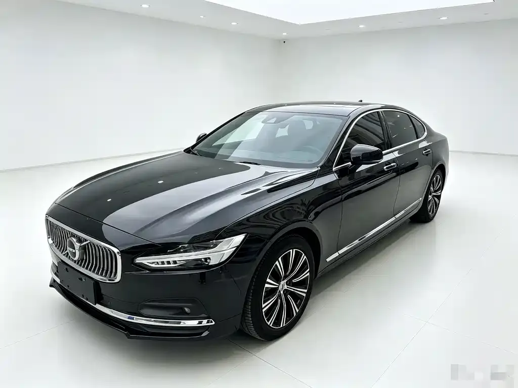 2021 Volvo S90 B5 Luxury