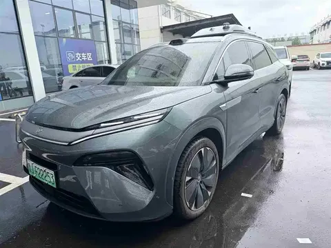 2025 BYD Tang L 175KM