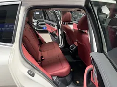 2023 BMW X3 xDrive25i M, белый — фото 17
