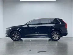 2022 Volvo XC90 7-seat, чёрный — фото 8