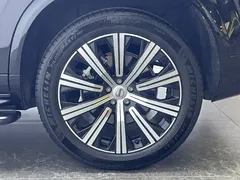 2022 Volvo XC90 7-seat, чёрный — фото 10