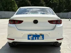 2021 Mazda 3 2.0L AT, белый — фото 4