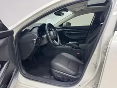 2023 Mazda 3 2.0L AT, белый — фото 10