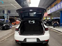 2022 Porsche Macan 2.0T, белый — фото 21