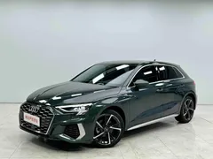 2022 Audi A3 Sportback 35 TFSI, зелёный — фото 2