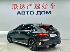 2022 Audi A3 Sportback 35 TFSI, зелёный — фото 5
