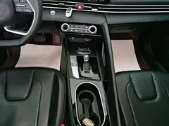 2022 Hyundai Elantra 1.5L CVT GLX Elite, белый — фото 14
