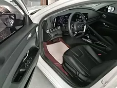 2022 Hyundai Elantra 1.5L CVT GLX Elite, белый — фото 16