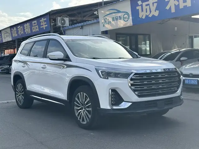 2021 Jetour X90 PLUS 1.5T MT 7-seat