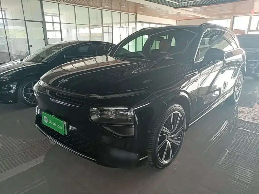 2024 Xpeng G9 570 Pro