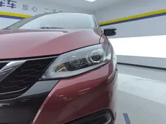 2021 Nissan Tiida 1.6L CVT — фото 5