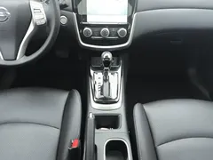 2021 Nissan Tiida 1.6L CVT — фото 16