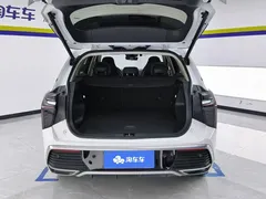 2023 Hongqi HS3 1.5T 2WD, белый — фото 4
