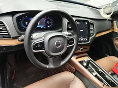 2023 Volvo XC90 B6 Luxury 7, чёрный — фото 11