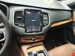 2023 Volvo XC90 B6 Luxury 7, чёрный — фото 13